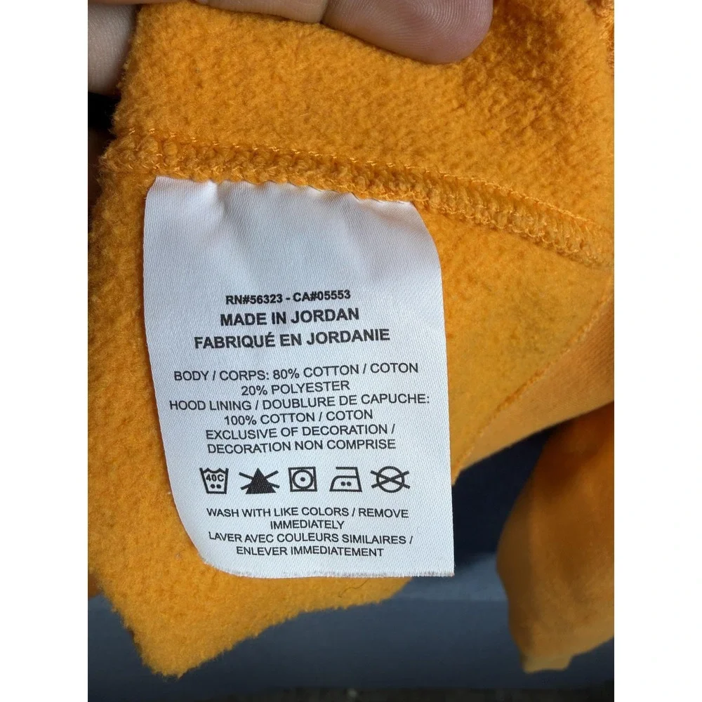 Nike Hoodie Mens Medium Orange Pullover Fleece Kangaroo Pocket Swoosh Logo Top